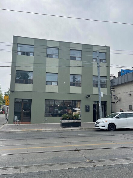 428 Ossington Av, Toronto, ON for lease - Building Photo - Image 1 of 18