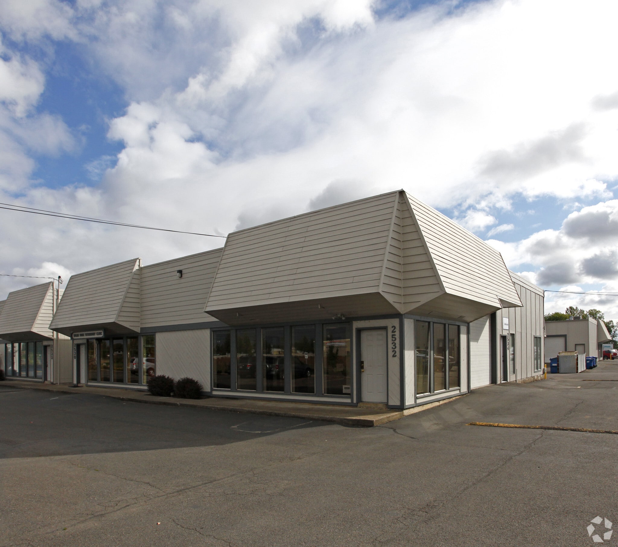 2530-2534 19th St SE, Salem, OR for lease Primary Photo- Image 1 of 3