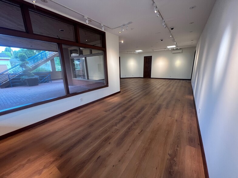 1540 S Coast Hwy, Laguna Beach, CA for lease - Building Photo - Image 3 of 18