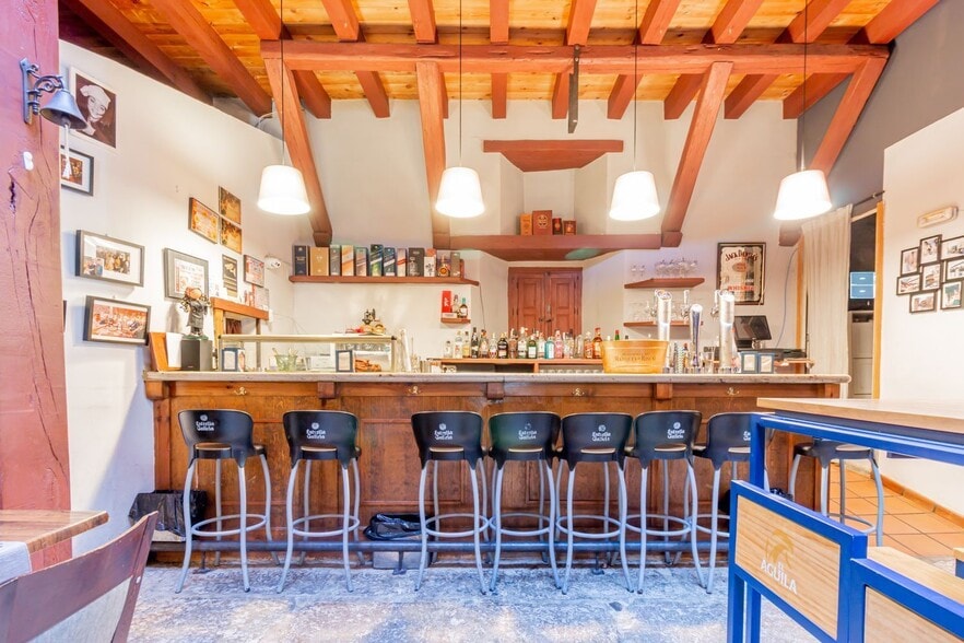 Retail in Torrelaguna for sale - Interior Photo - Image 3 of 44