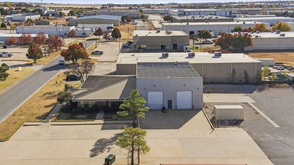 3301 S Ann Arbor Ave, Oklahoma City, OK for lease - Aerial - Image 3 of 4