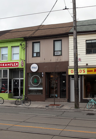 More details for 833 Queen St W, Toronto, ON - Retail for Sale