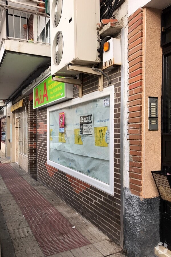 Calle Santo Tomás de Aquino, 35, Parla, MAD 28982 - Unit Puerta D, Esc. 1 - - Interior Photo - Image 1 of 2