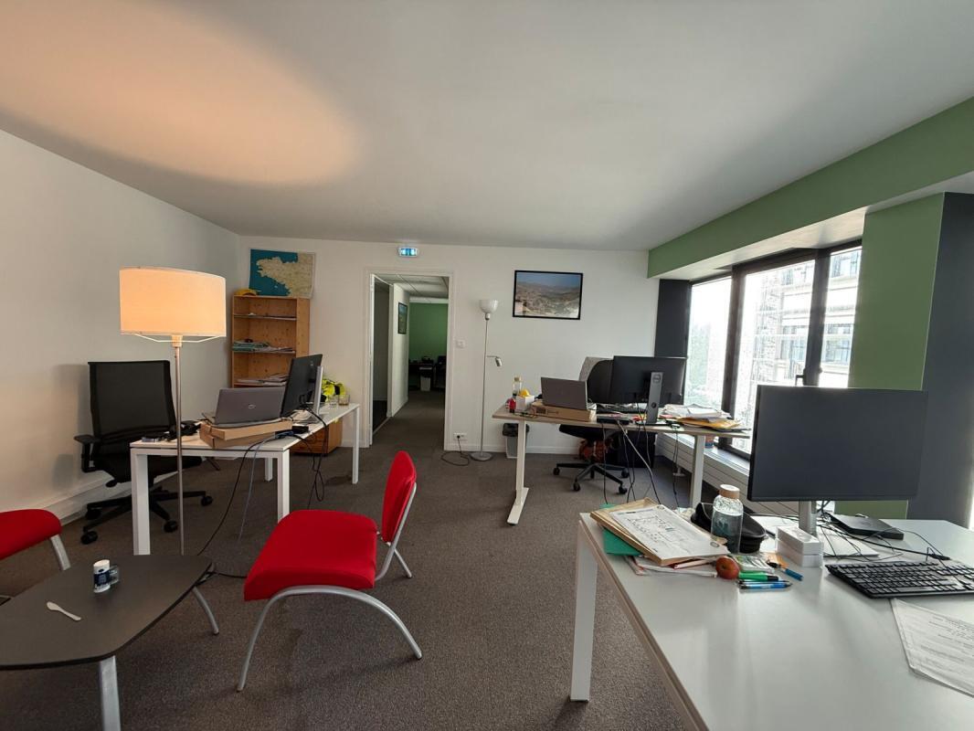 Office in Nantes for lease Interior Photo- Image 1 of 6