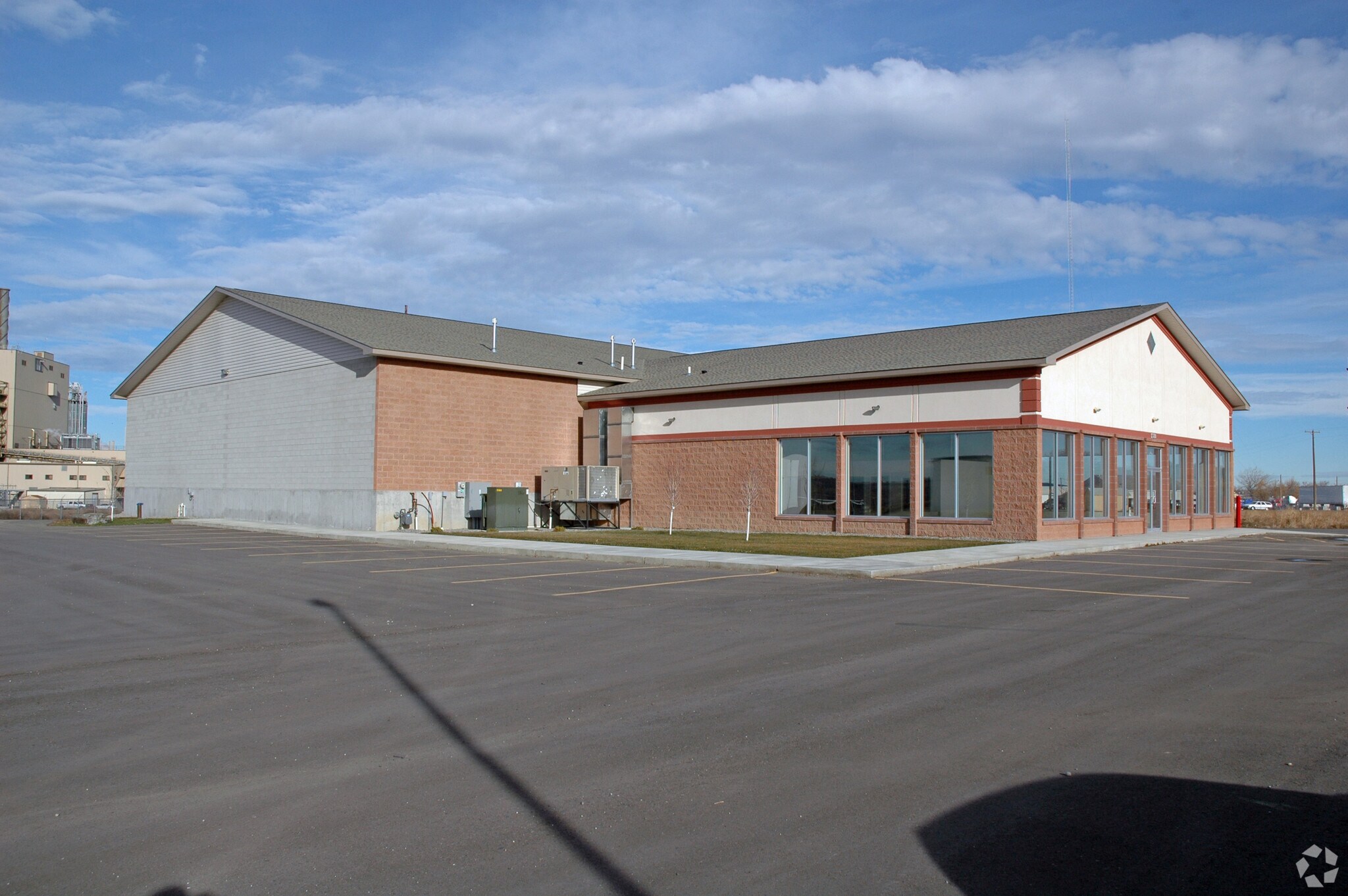2330 N Frontage Rd, Billings, MT for sale Primary Photo- Image 1 of 1