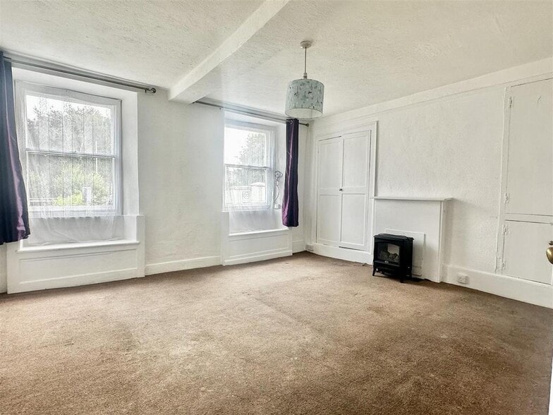 122 Boutport St, Barnstaple for sale - Interior Photo - Image 1 of 1