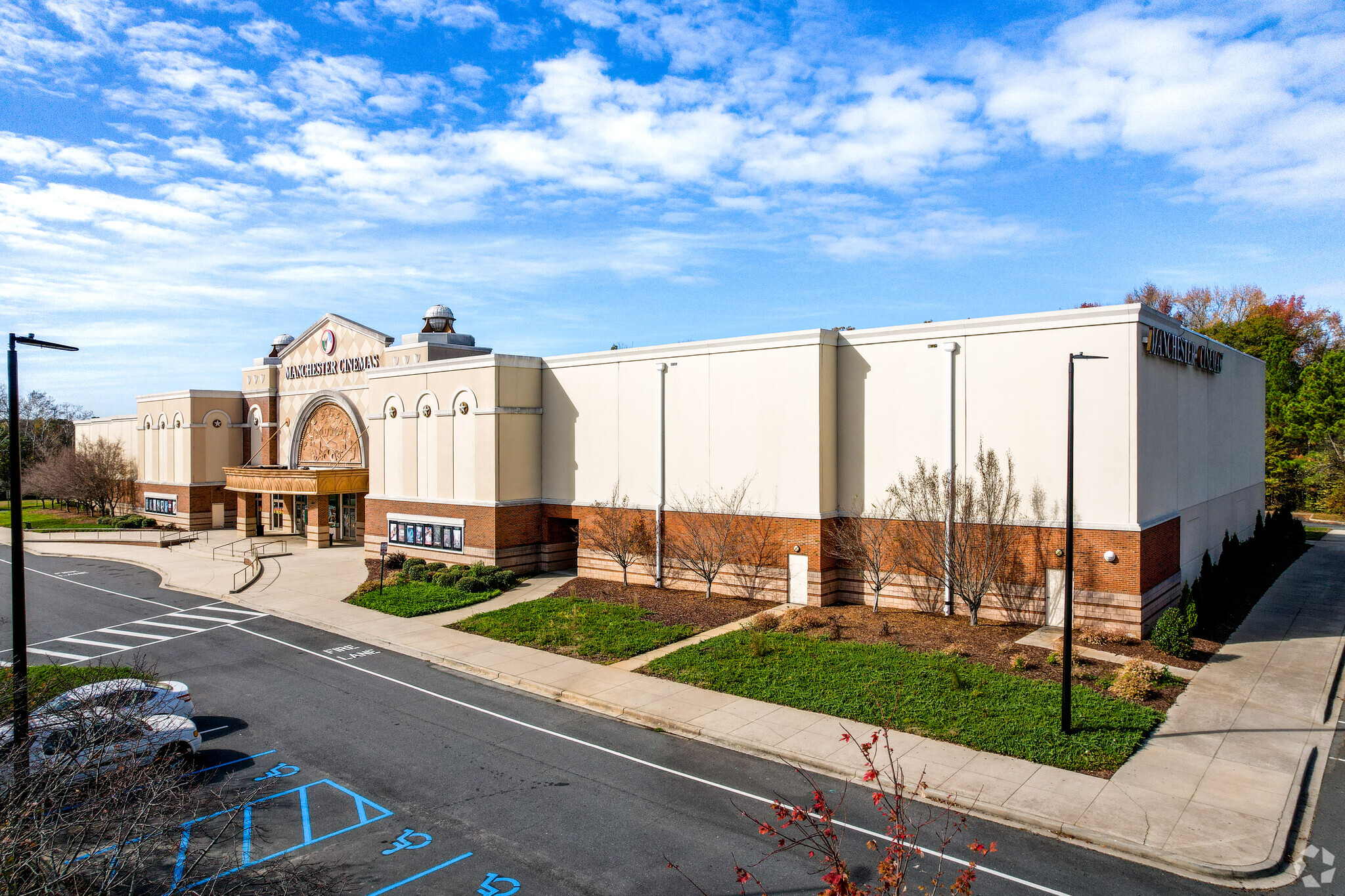 1935 Cinema Dr, Rock Hill, SC for sale Primary Photo- Image 1 of 1