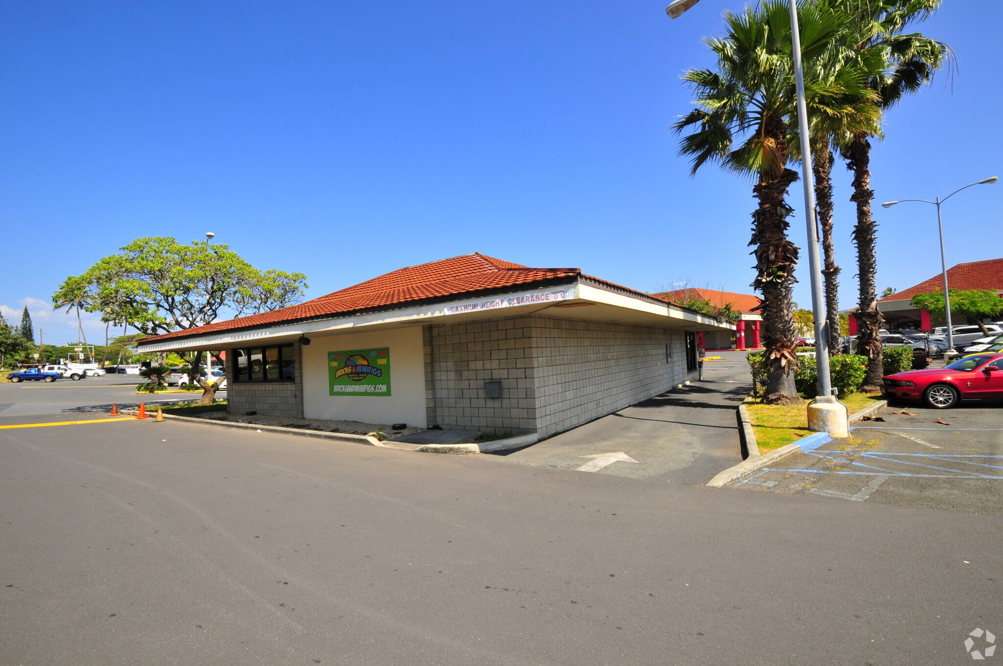 25 Kaneohe Bay Dr, Kailua, HI for sale Primary Photo- Image 1 of 1