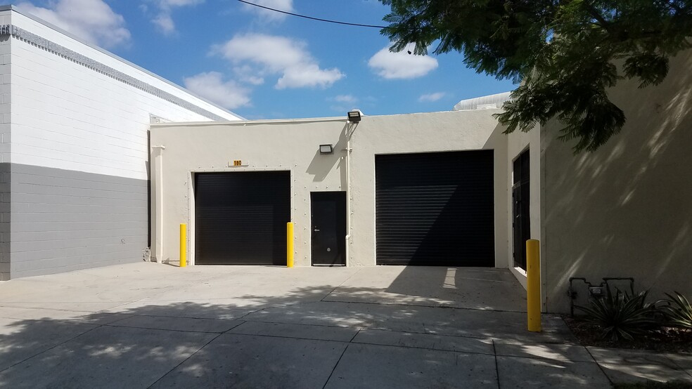 180 N Daisy Ave, Pasadena, CA for lease - Building Photo - Image 1 of 6