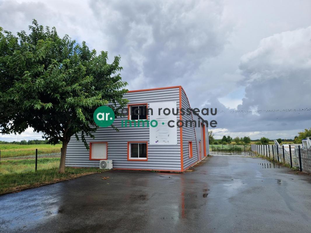 Flex in Loire-Authion for lease Building Photo- Image 1 of 5