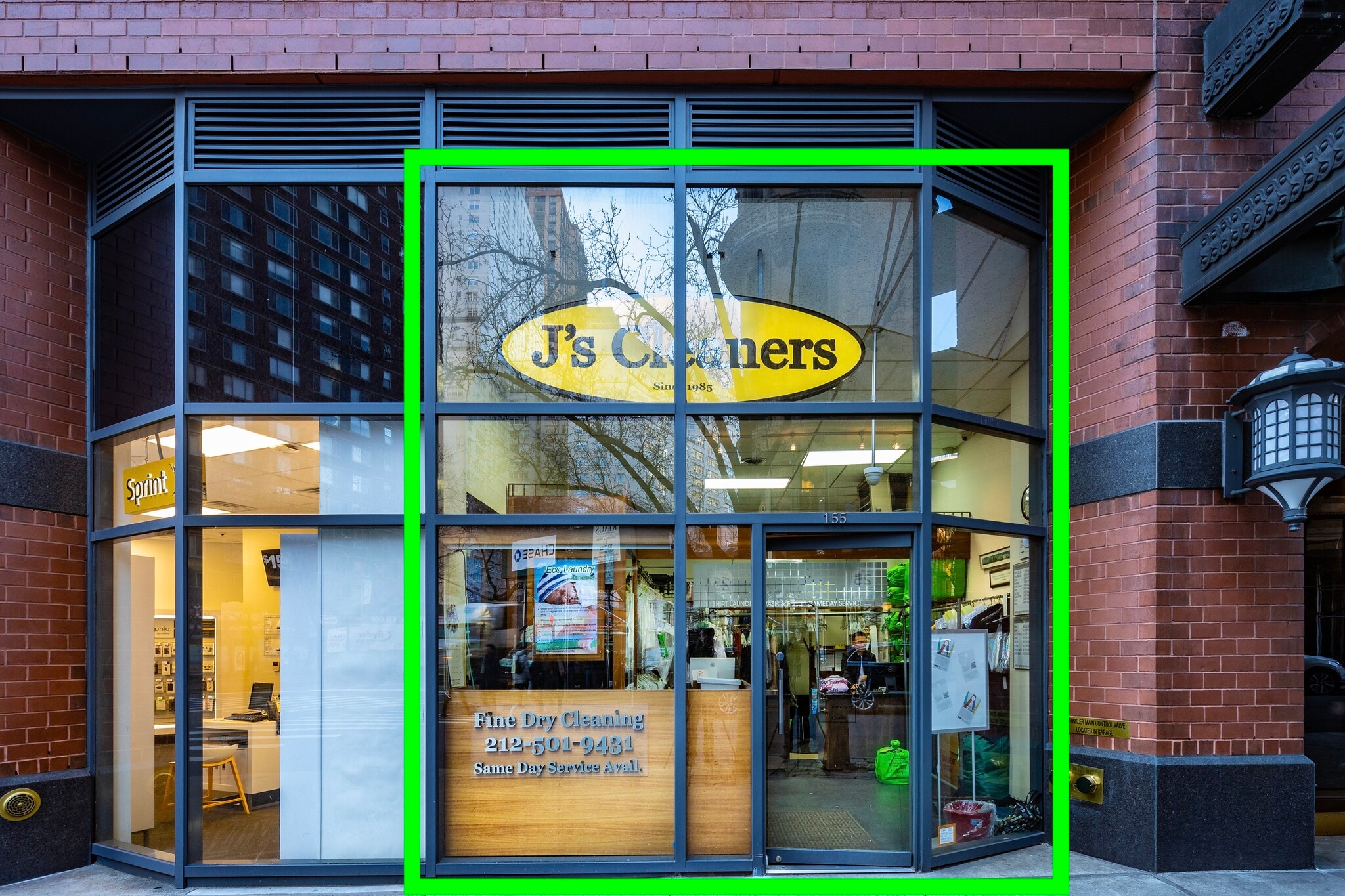 155 W 70th St, New York, NY for lease Building Photo- Image 1 of 4