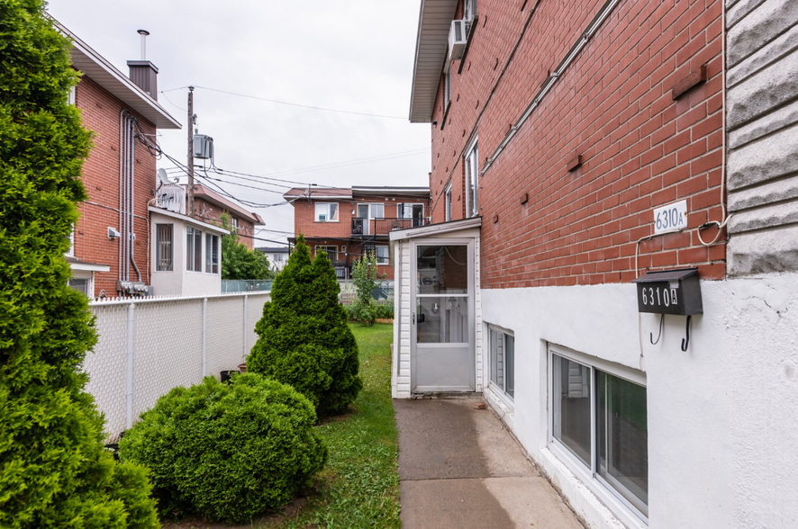 6310-6316 Rue Paul-Émilien Lamarche, Montréal, QC for sale - Building Photo - Image 3 of 4