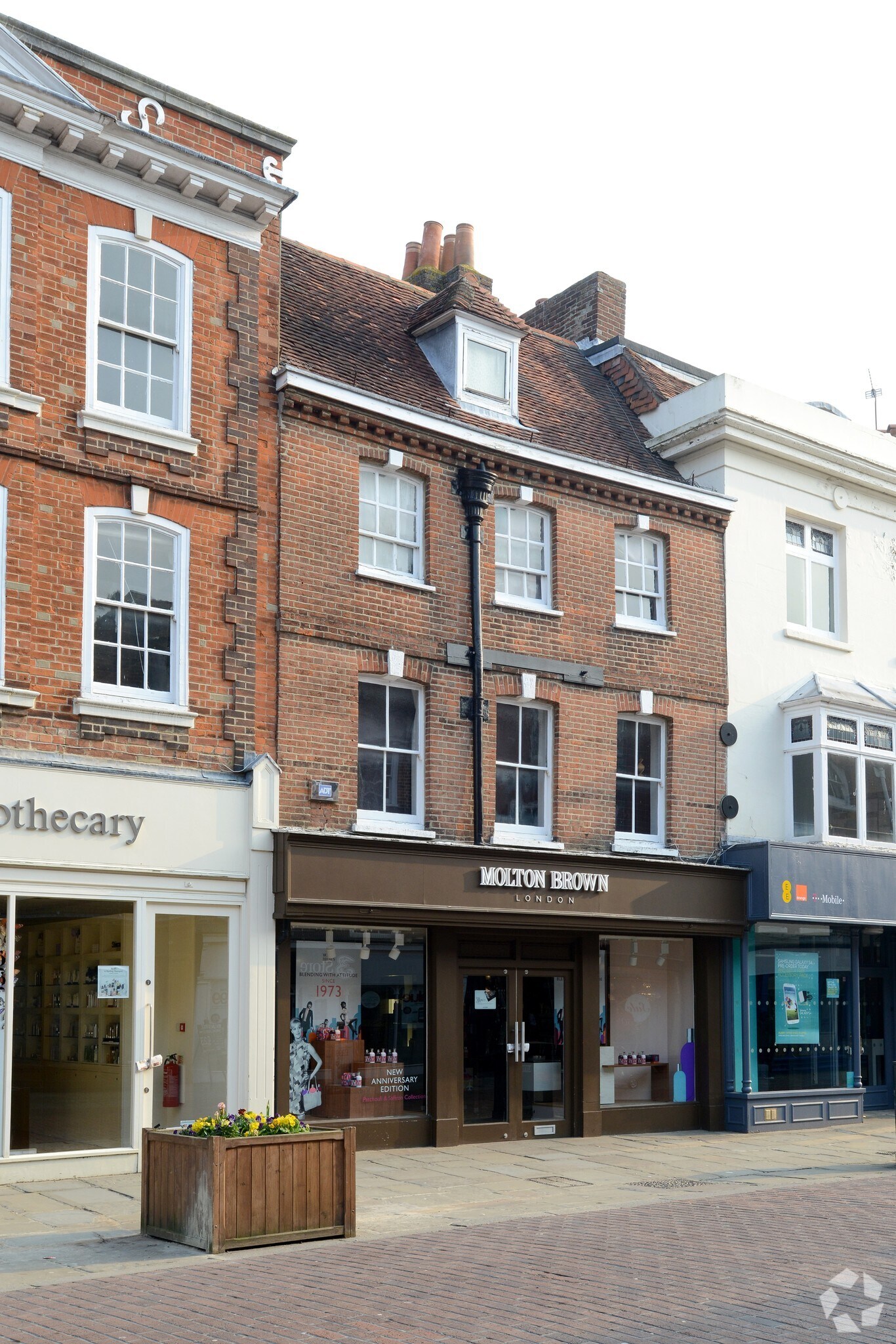 25 East St, Chichester, PO19 1HS