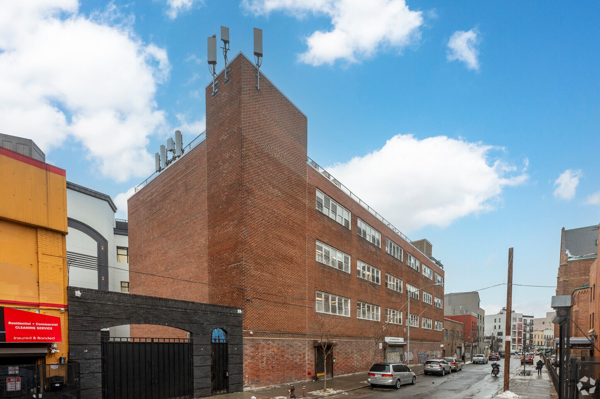 731-737 Flushing Ave, Brooklyn, NY for sale Primary Photo- Image 1 of 1