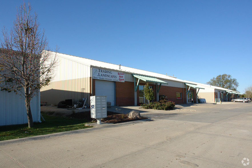 603 Van Dorn St, Lincoln, NE for lease - Building Photo - Image 2 of 7