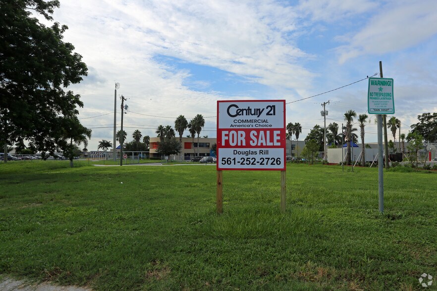 690 E Main St, Pahokee, FL for sale - Primary Photo - Image 1 of 1