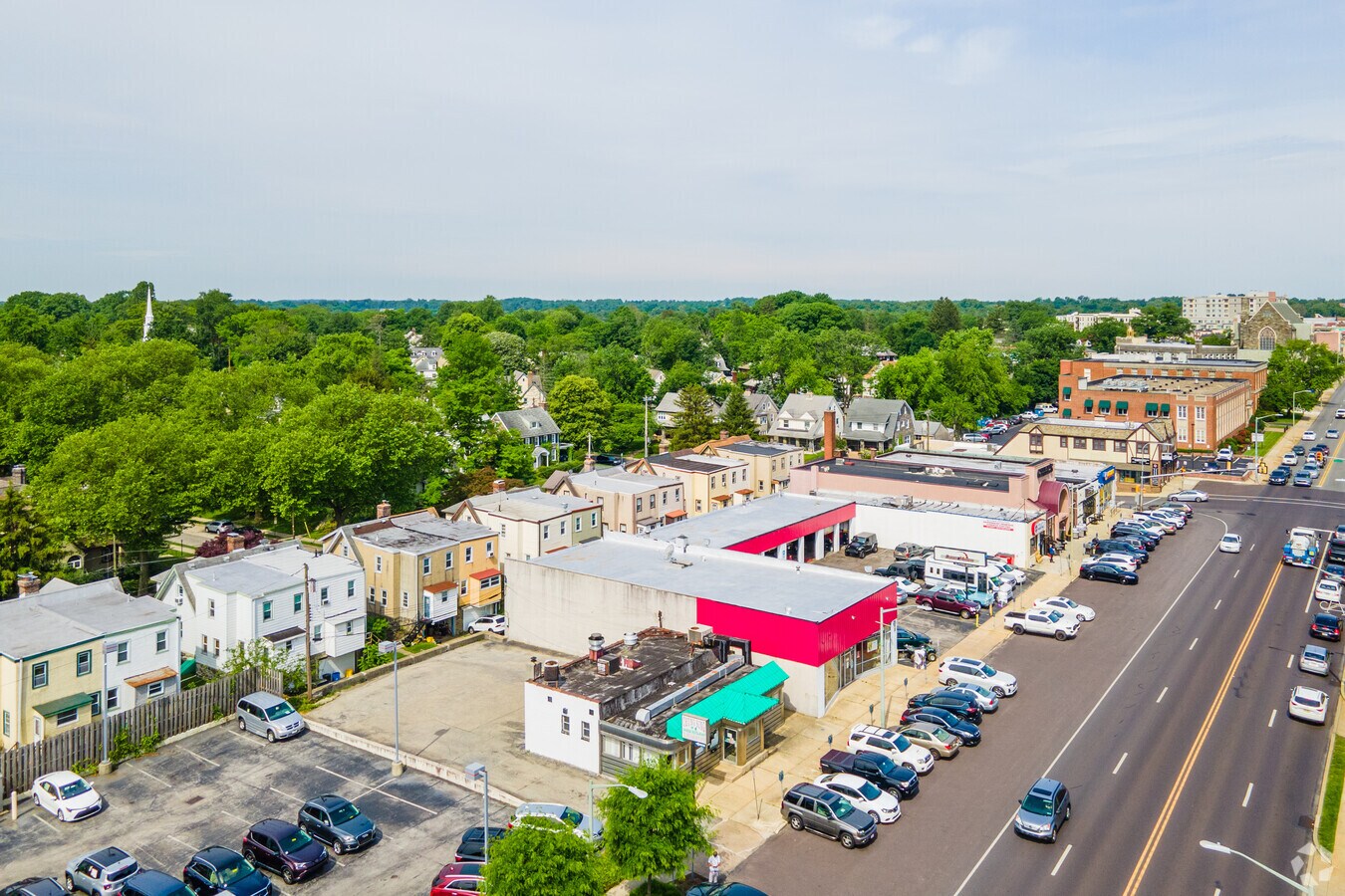 210 E Lancaster Ave, Ardmore, PA 19003