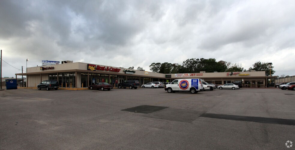 10659-10771 N US 59 Hwy, Houston, TX for sale - Primary Photo - Image 1 of 1