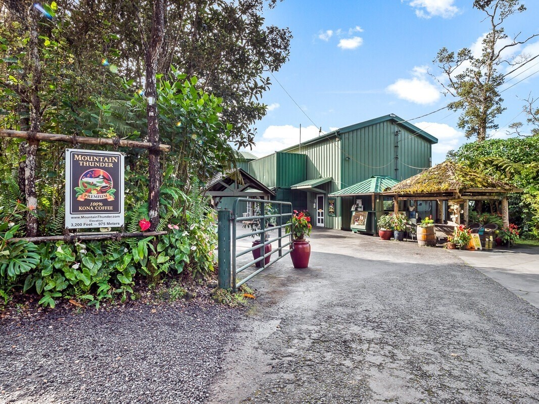 73-1942 Hao St, Kailua Kona, HI for sale Building Photo- Image 1 of 1