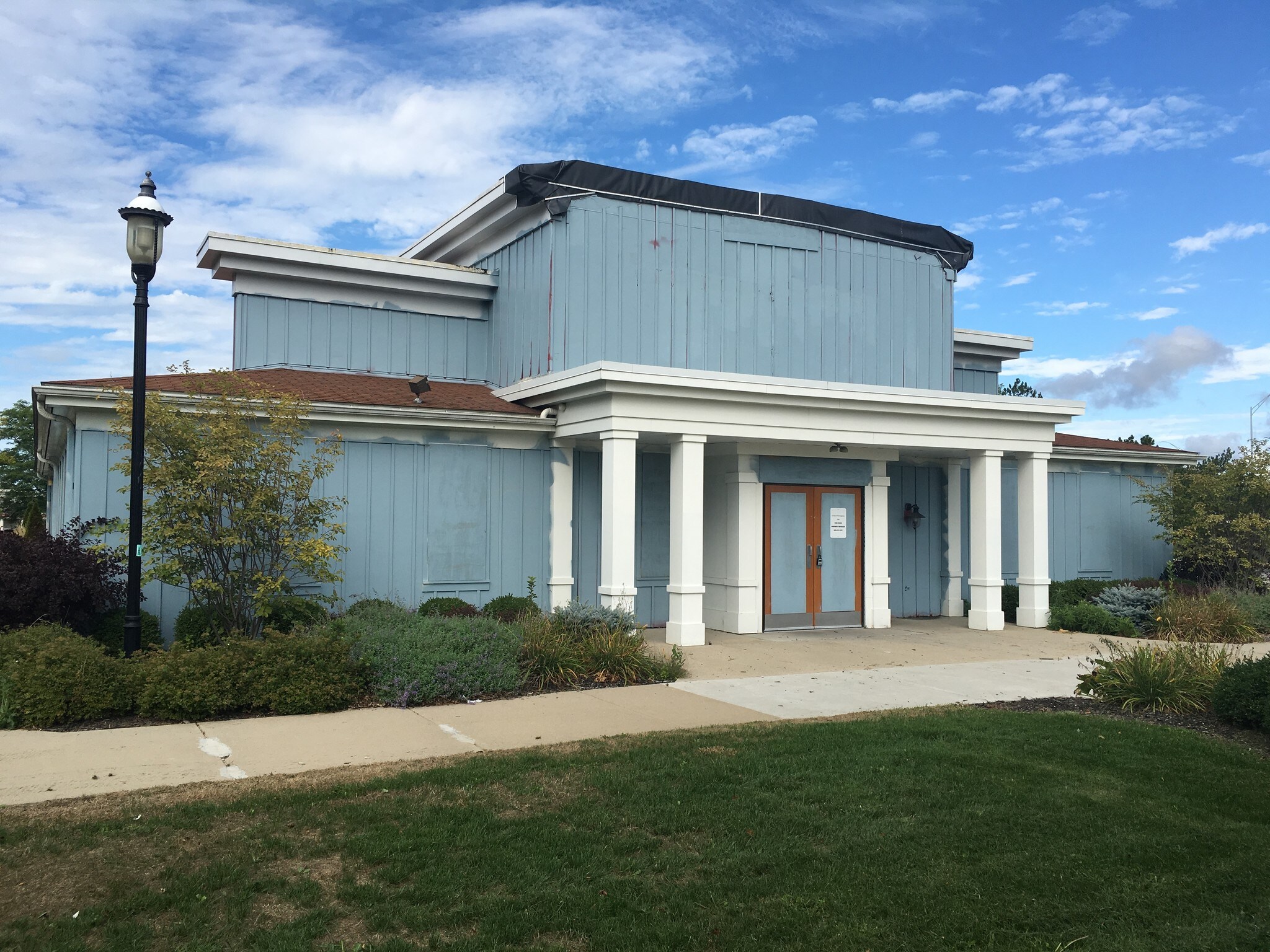 1700 S Center Rd, Flint, MI for sale Primary Photo- Image 1 of 1