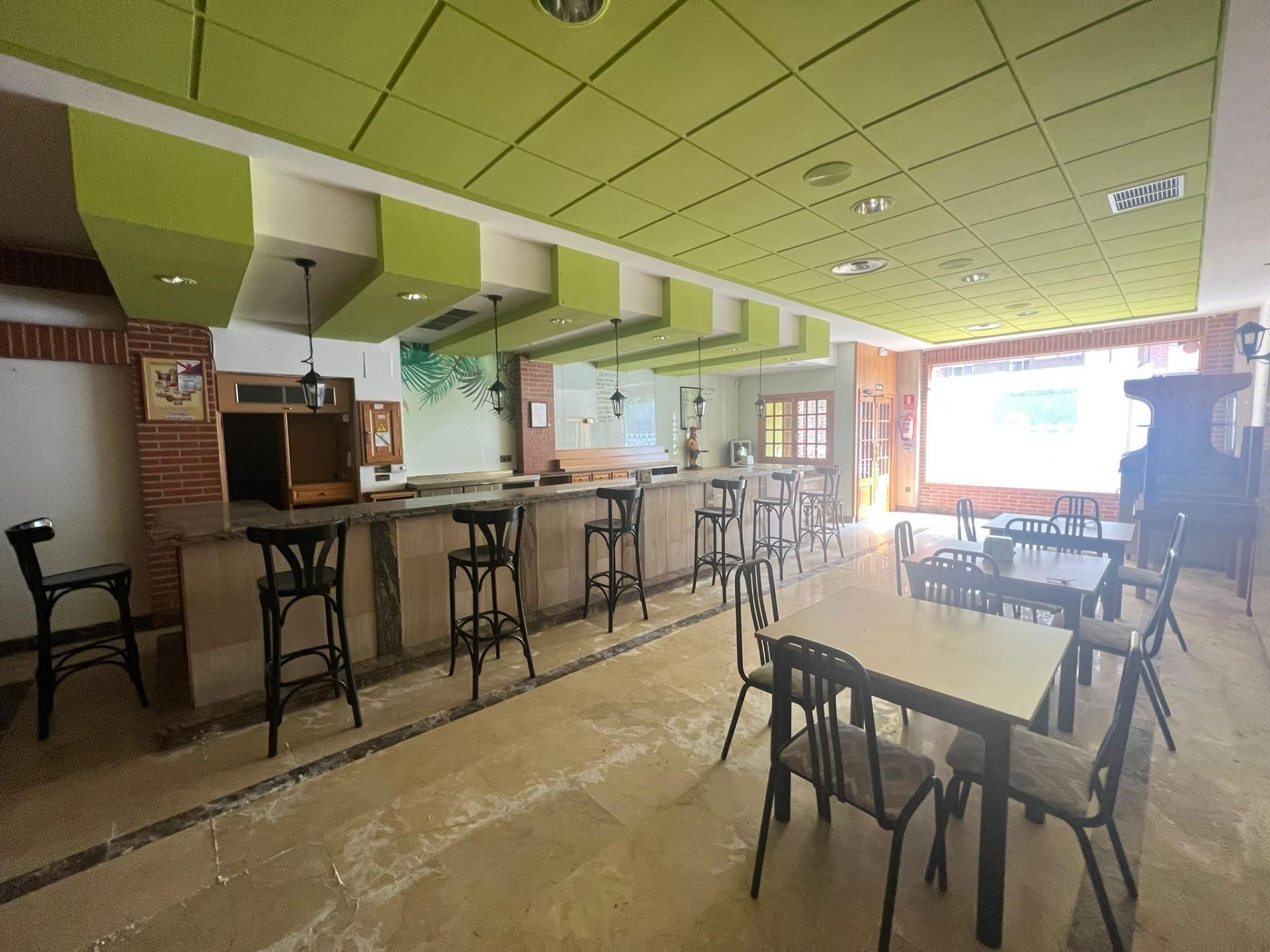 Avenida del Ferrocarril, 42, Ponferrada, León for sale Building Photo- Image 1 of 8