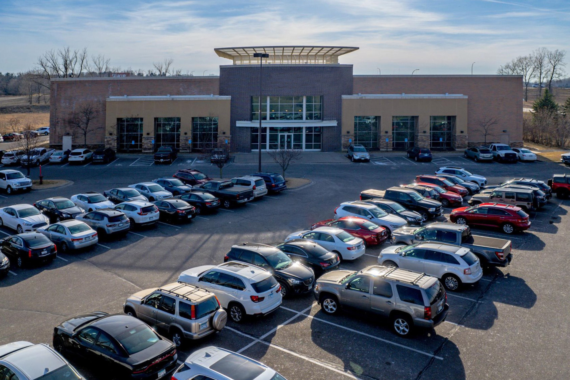 7360 33rd St, Oakdale, MN for lease Building Photo- Image 1 of 5