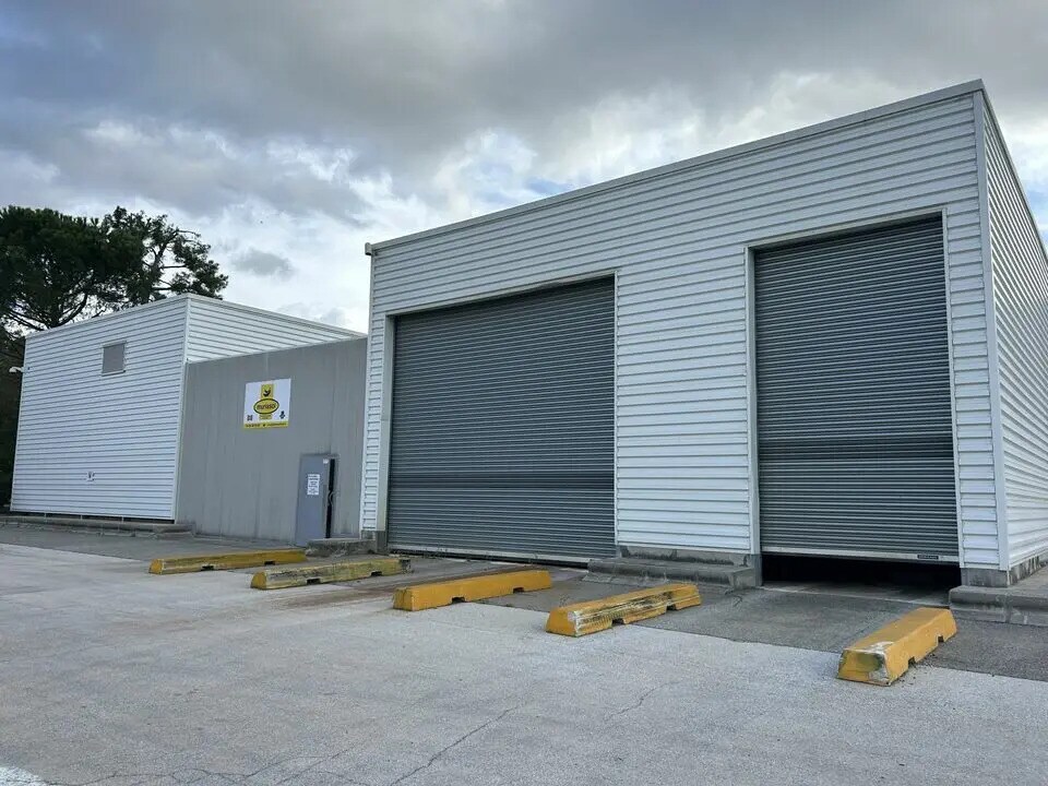 Industrial in Aubagne for lease Building Photo- Image 1 of 6