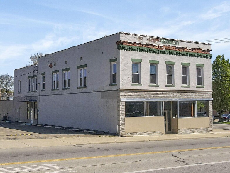 443 E Main St, Lancaster, OH for sale - Primary Photo - Image 1 of 2