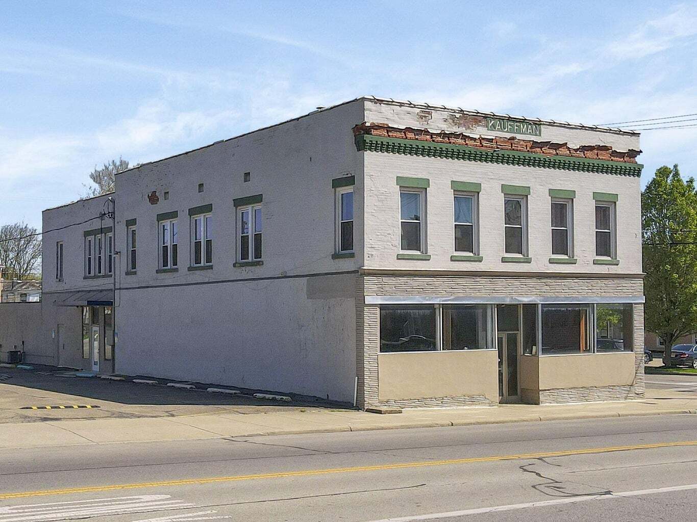 443 E Main St, Lancaster, OH for sale Primary Photo- Image 1 of 3