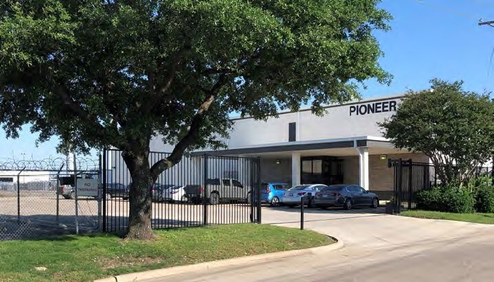 1416 Upfield Dr, Carrollton, TX for sale - Primary Photo - Image 1 of 1