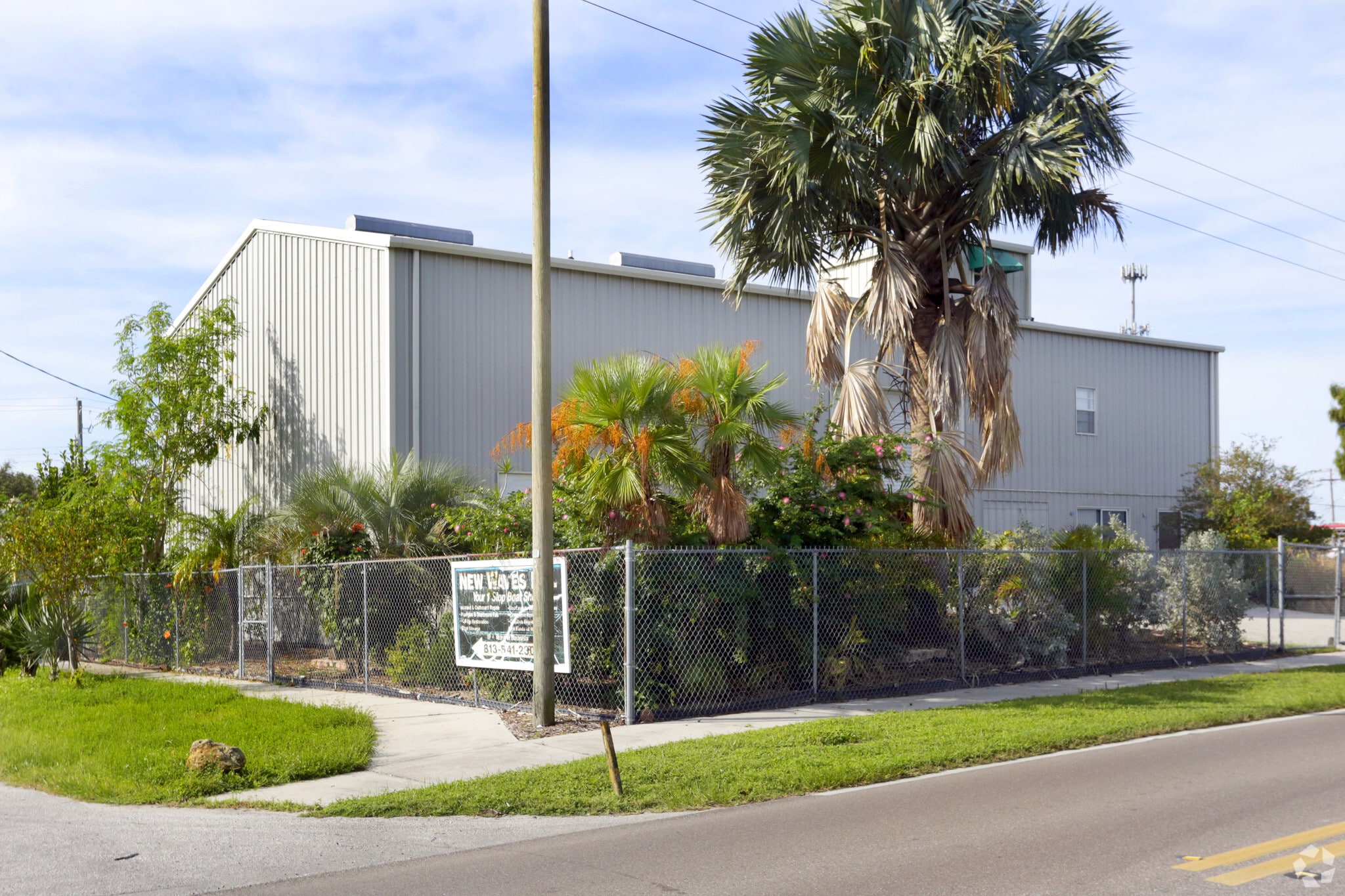 Commerce and Ingraham portfolio of 3 properties for sale on LoopNet.com Building Photo- Image 1 of 61