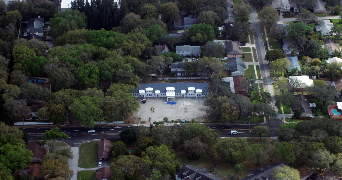 S Kings Ave, Brandon, FL for sale Primary Photo- Image 1 of 1