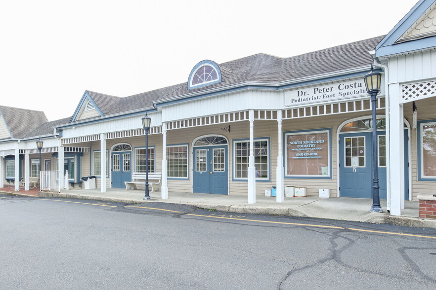 5-6 Liberty Square mall, Stony Point, NY for sale - Primary Photo - Image 1 of 1