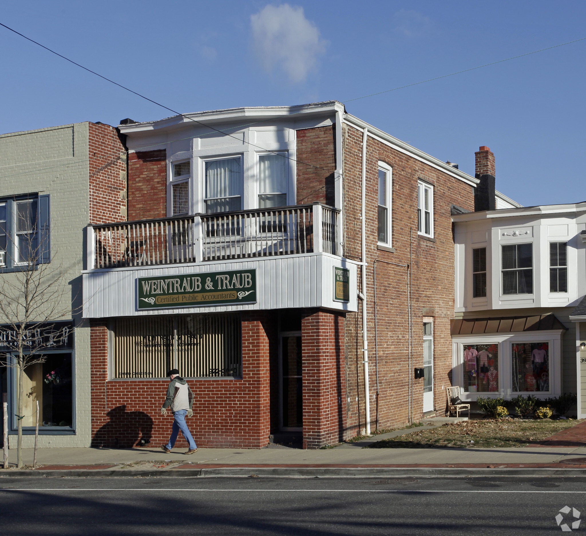 37 E Main St, Oyster Bay, NY for lease Primary Photo- Image 1 of 18