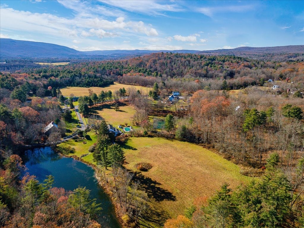 333 City Hall Rd, Kerhonkson, NY 12446 333 City Hall Rd, Kerhonkson