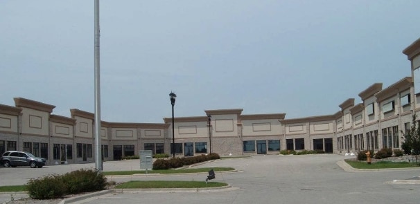 976 American Dr, Neenah, WI for lease - Building Photo - Image 2 of 6