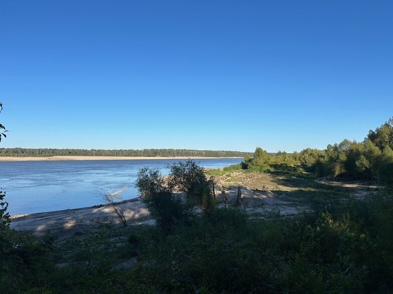 DeSoto Levee Dr, Arkansas City, AR for sale - Building Photo - Image 2 of 16