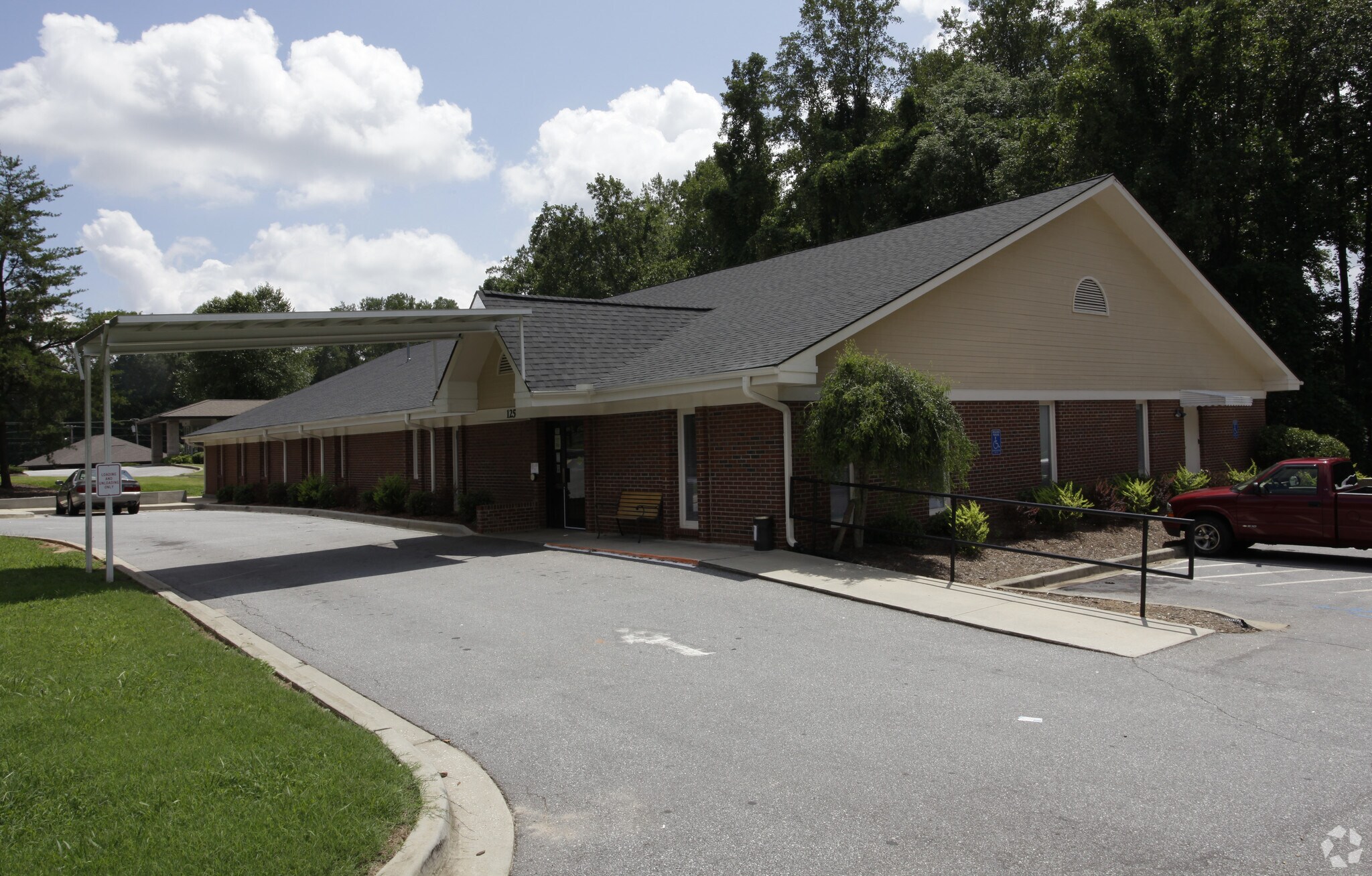 125 Whitmire Rd, Easley, SC for sale Primary Photo- Image 1 of 1