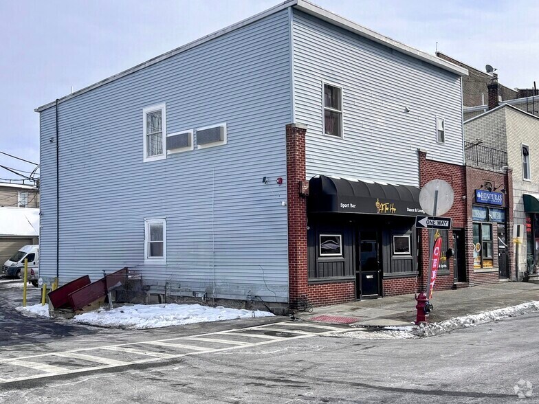 14 N Morris St, Dover, NJ for sale - Primary Photo - Image 1 of 1