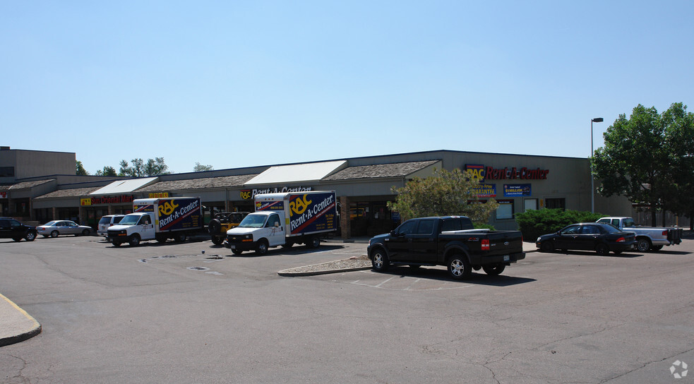 3805-3881 E Pikes Peak Ave, Colorado Springs, CO for lease - Building Photo - Image 2 of 4