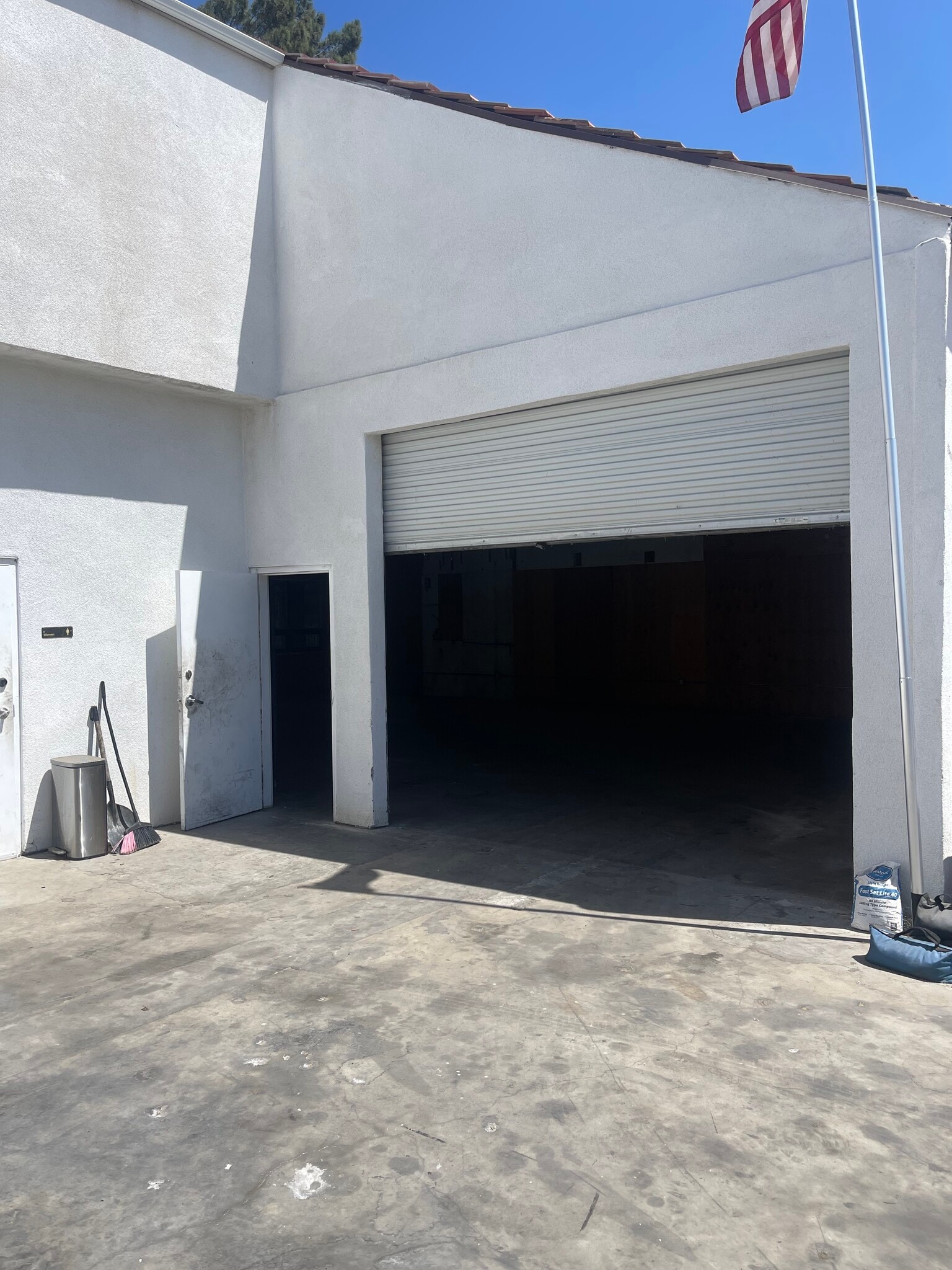 4130 Hallmark Pky, San Bernardino, CA for lease Interior Photo- Image 1 of 4