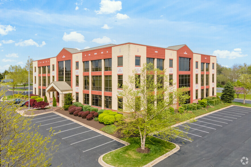 Office in Frederick, MD for sale - Primary Photo - Image 1 of 1