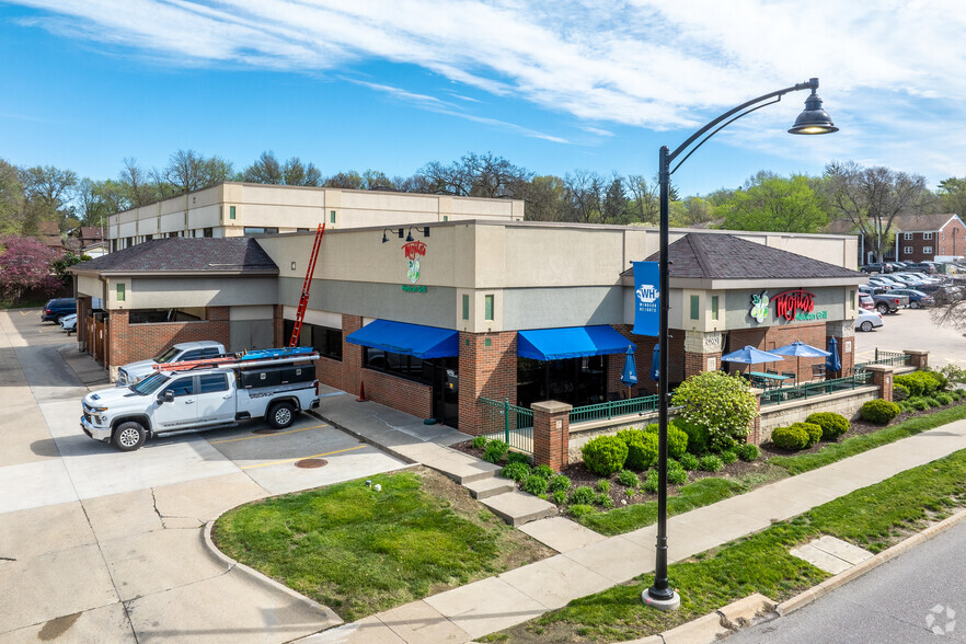 6611 University Ave, Windsor Heights, IA for lease - Building Photo - Image 3 of 8