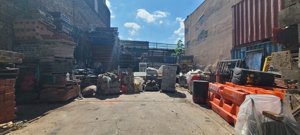 3071 Fulton St, Brooklyn, NY for lease - Building Photo - Image 2 of 8