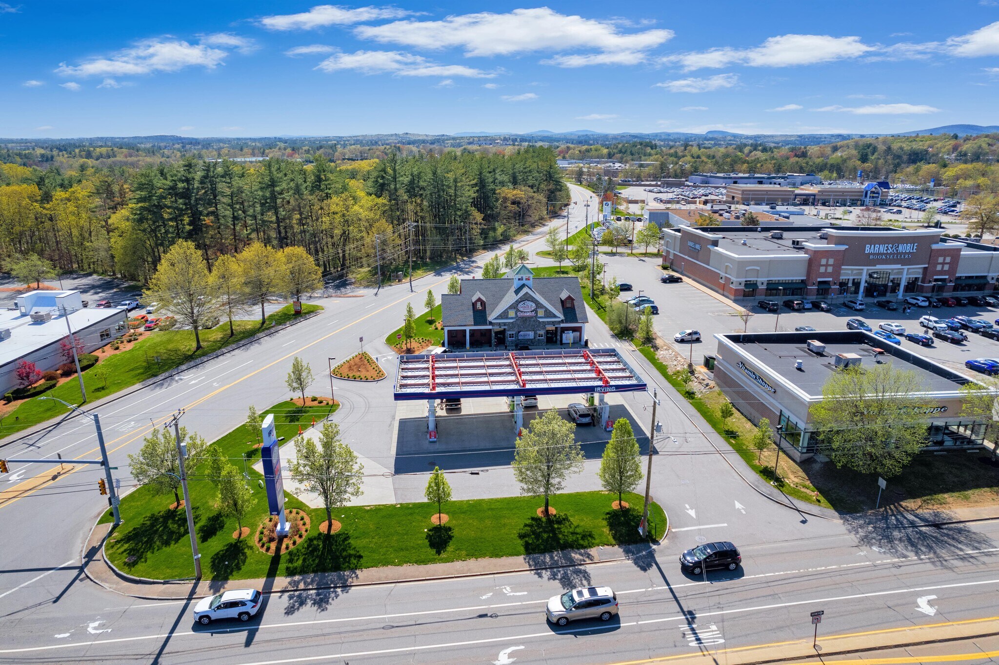 785 Goffs Falls Rd, Manchester, NH 03103 Irving Oil