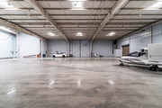 PDK Airport - Airplane Hangar