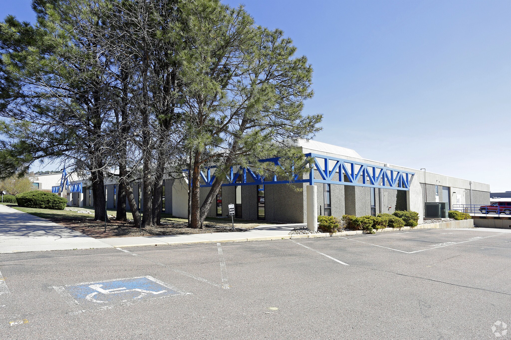 1490 Garden of the Gods Rd, Colorado Springs, CO for lease Building Photo- Image 1 of 7