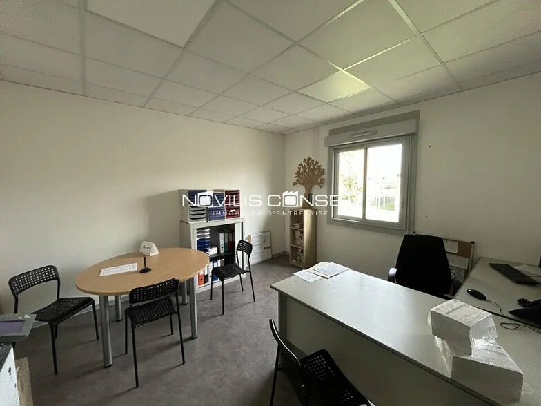 Office in Toulouse for lease - Interior Photo - Image 1 of 5