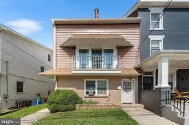 More details for 407 Holstein St, Bridgeport, PA - Multifamily for Sale