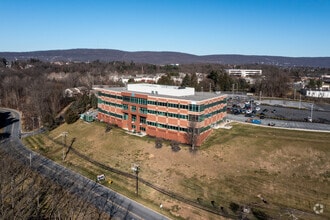 2550 Interstate Dr, Harrisburg, PA - AERIAL  map view